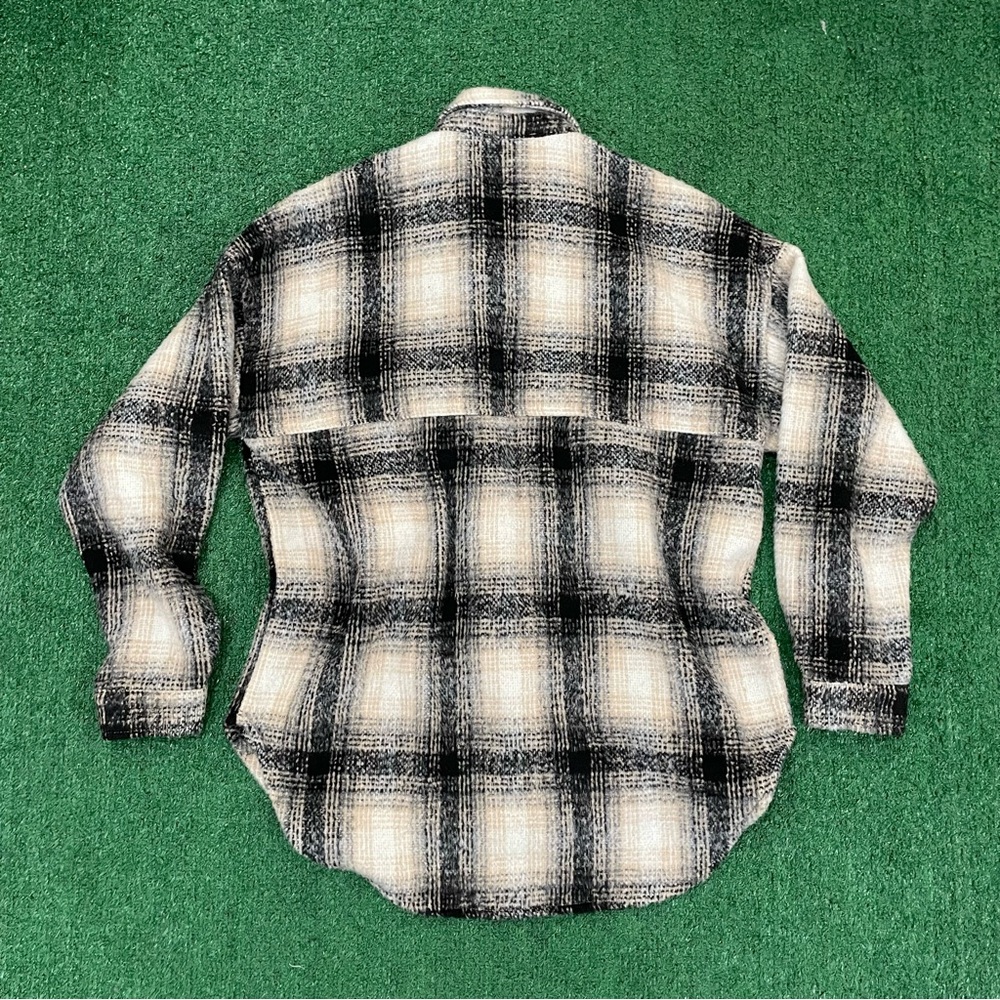 12th Tribe Shacket - Picture 2 of 3